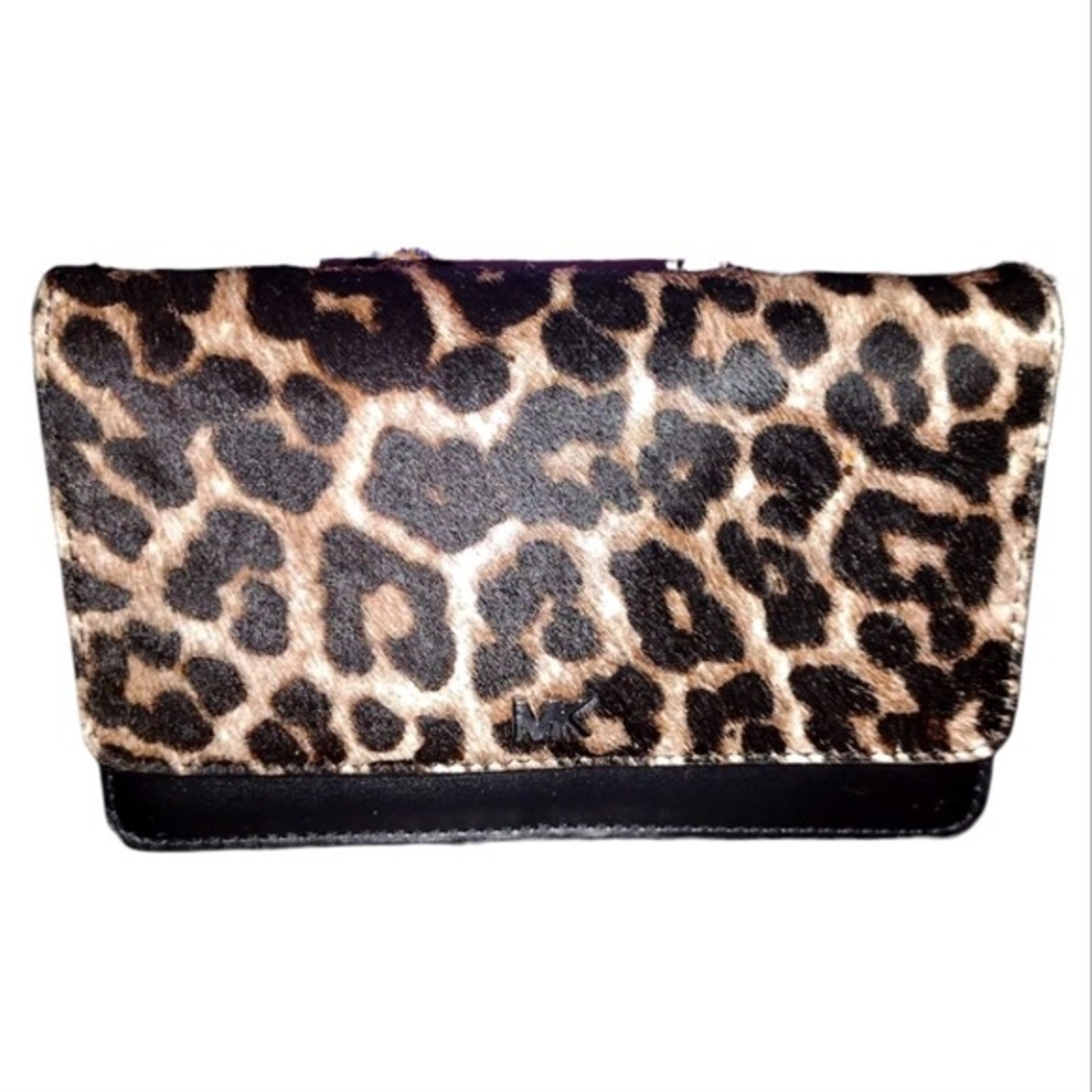 Michael Kors Leopard  GIVEAWAY TONIGHT - Picture 2 of 5